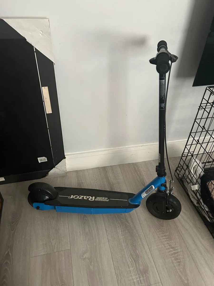 Children's electric scooter - Image 2