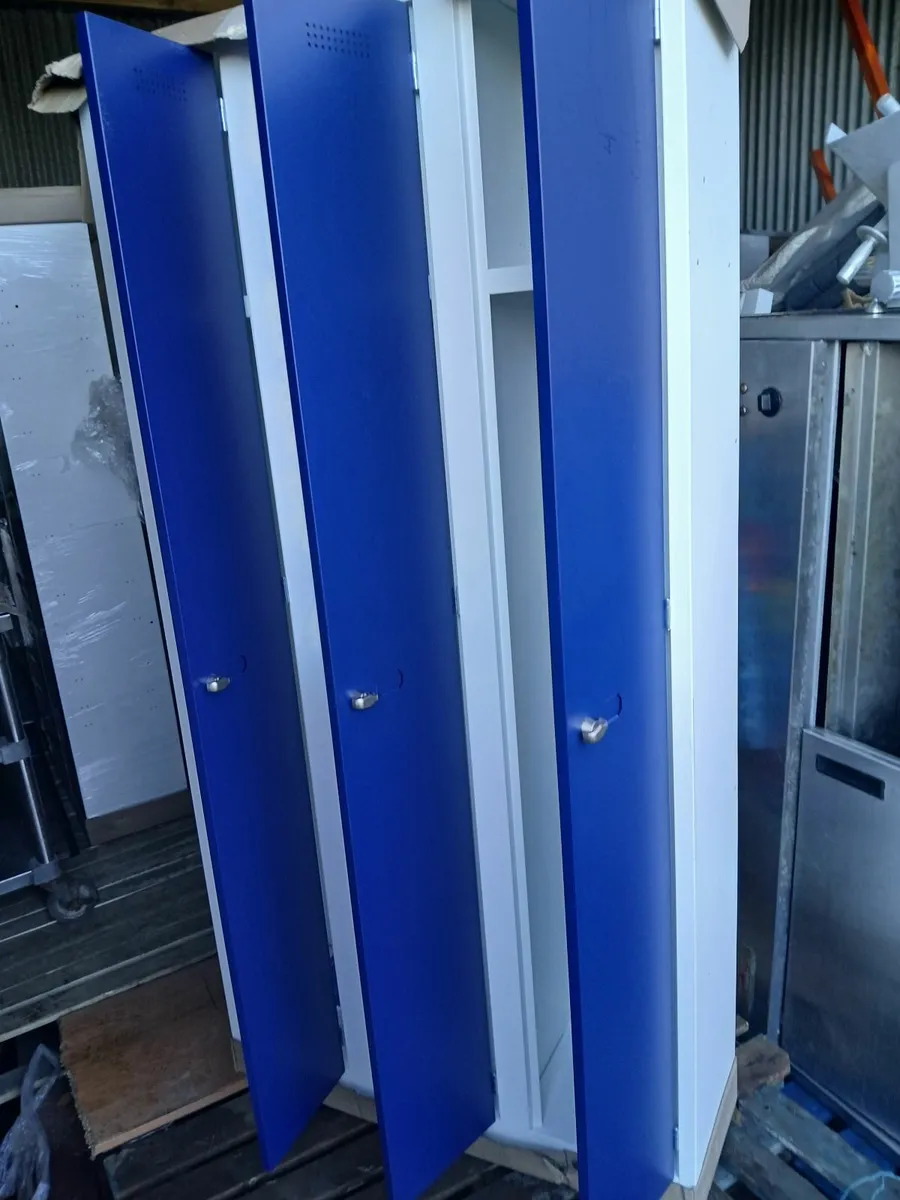 Sports /personal /work lockers new..3x1... - Image 4