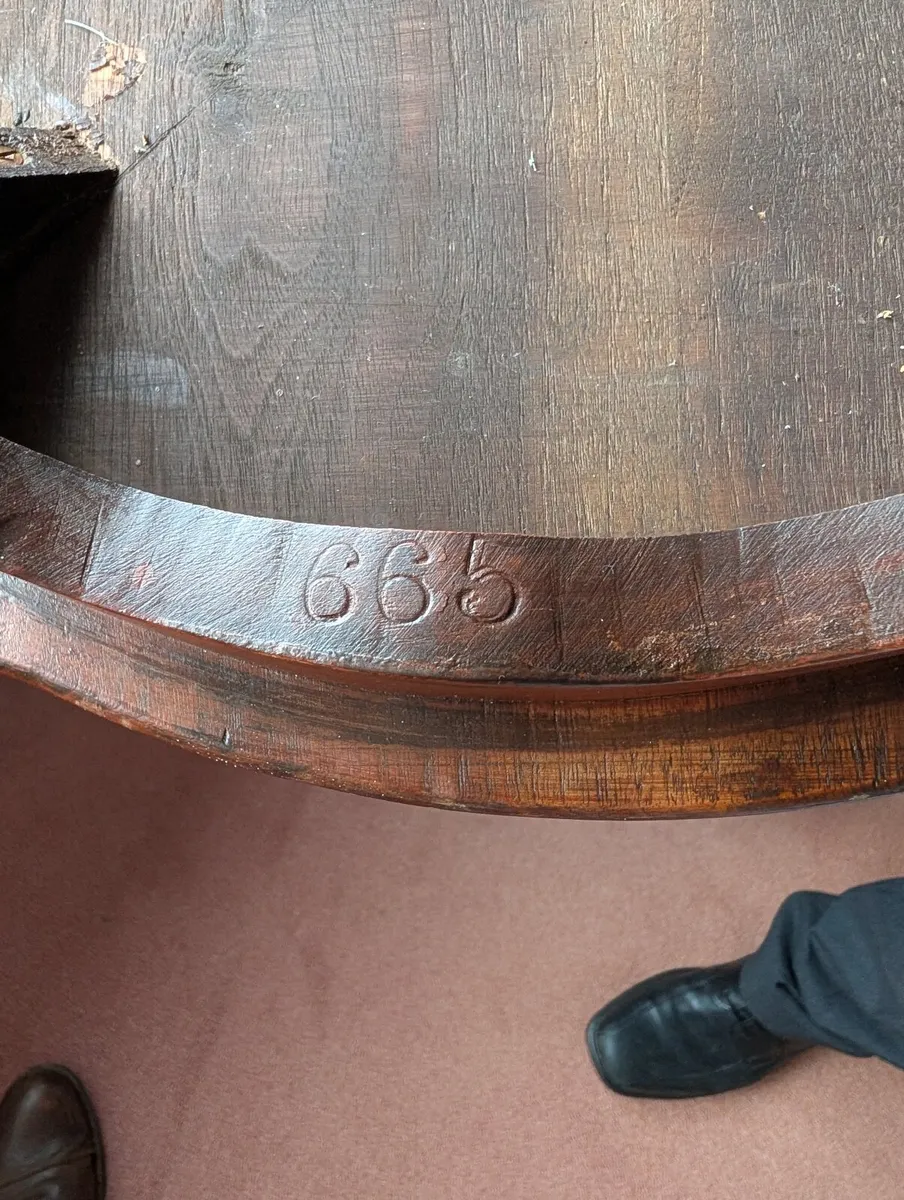 Antique mahogany occasional table - Image 3