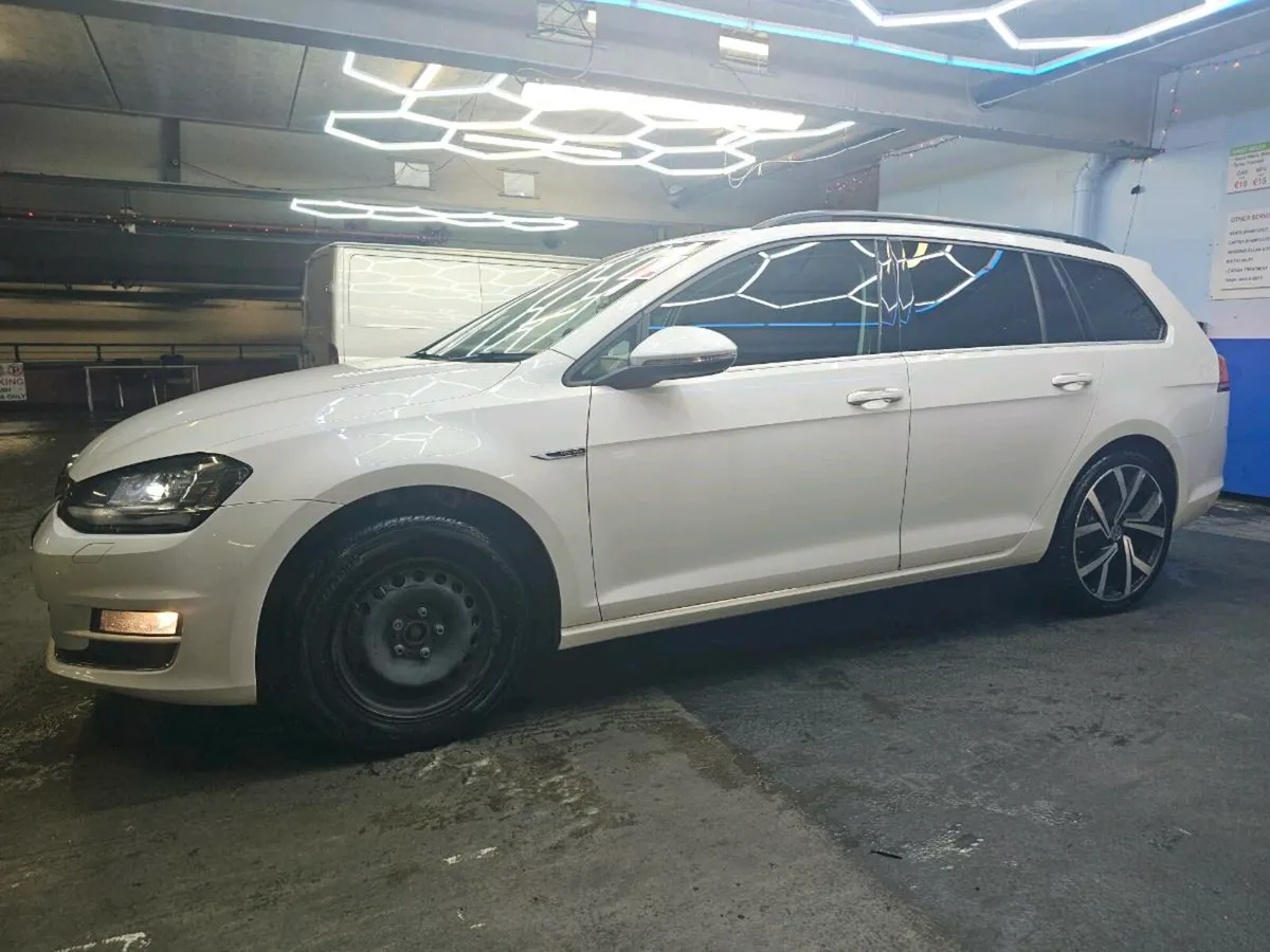 VW Golf Estate, 1.2L Petrol DSG - Image 3