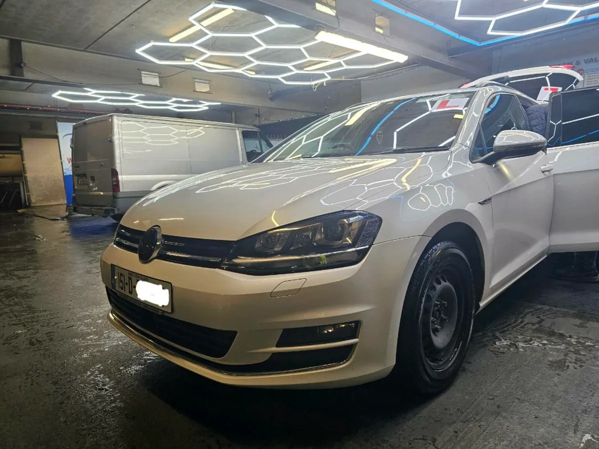 VW Golf Estate, 1.2L Petrol DSG - Image 4