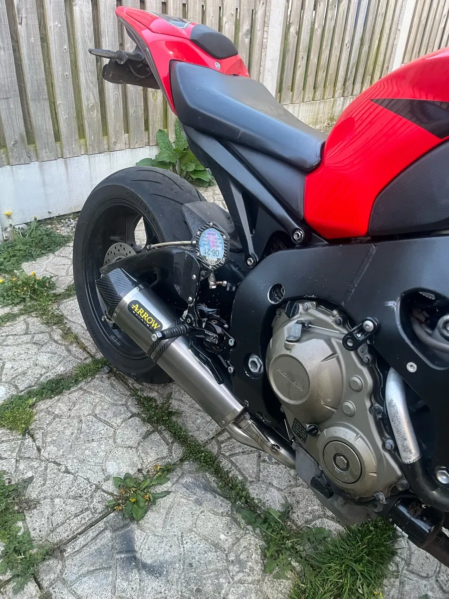 08 fireblade (streetfighter) - Image 2