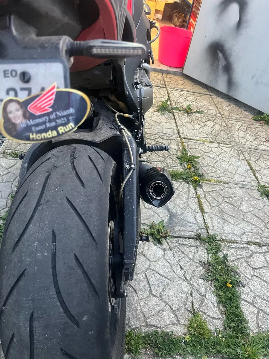 08 fireblade (streetfighter) - Image 3