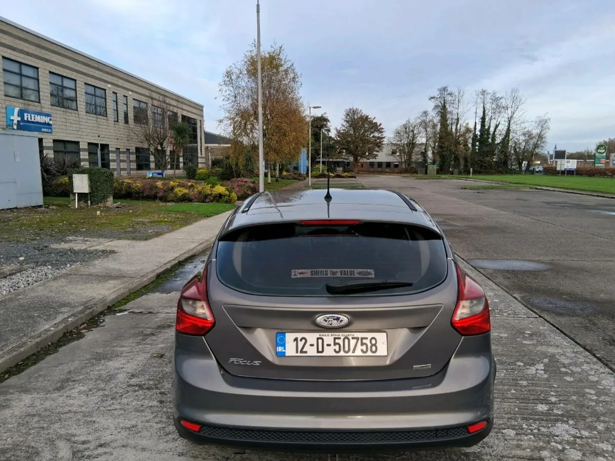 2012 Ford Focus titanium long nct and tax €2550 - Image 4
