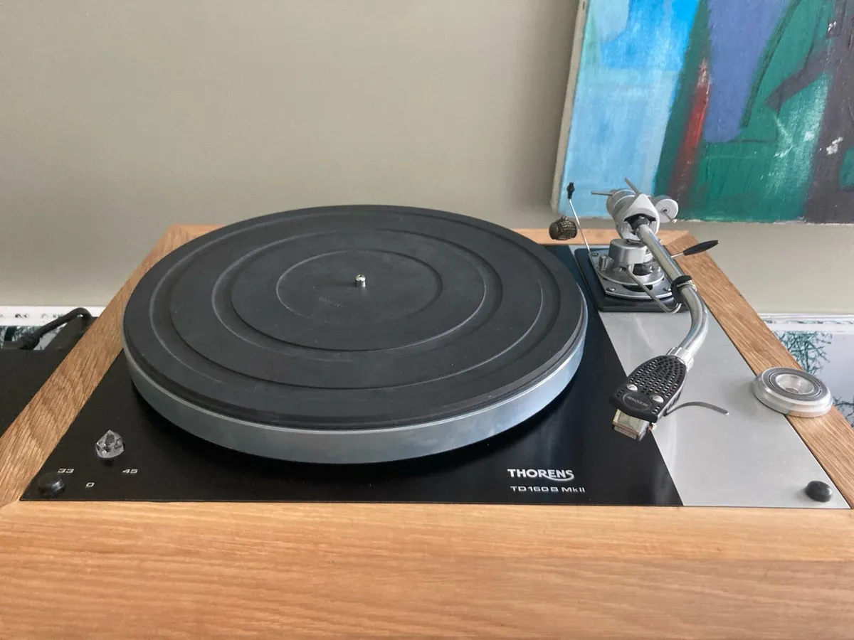 Thorens Turntable - Image 4