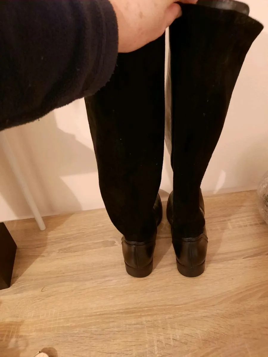 Knee high  boots - Image 3