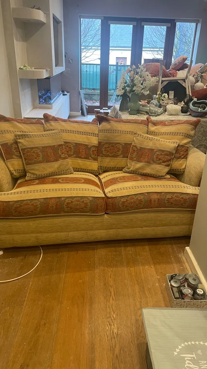 Bed settee - Image 1