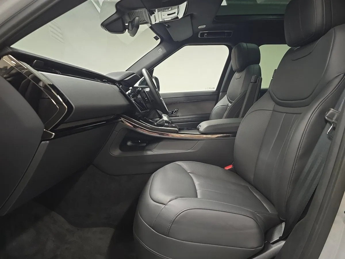 Land Rover Range Rover Sport Diesel Estate Dynamic - Image 3