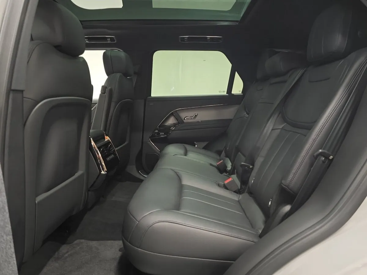 Land Rover Range Rover Sport Diesel Estate Dynamic - Image 4