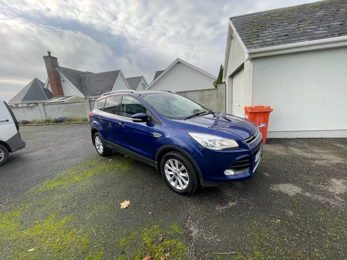 Ford Kuga 2016 - Image 2