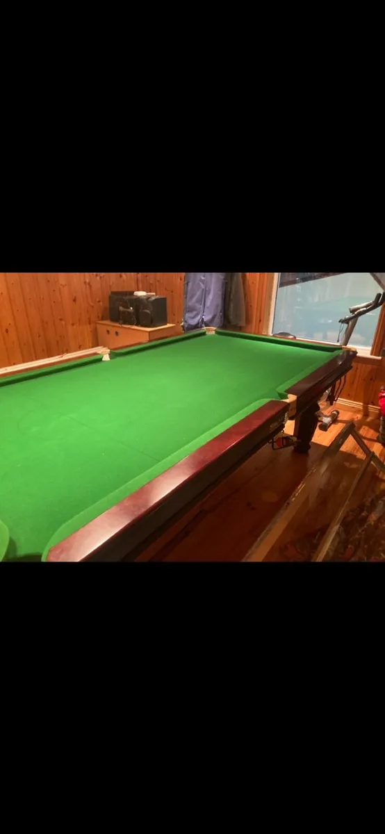Pool table - Image 2