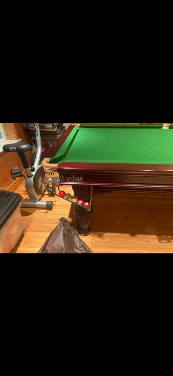 Pool table - Image 3