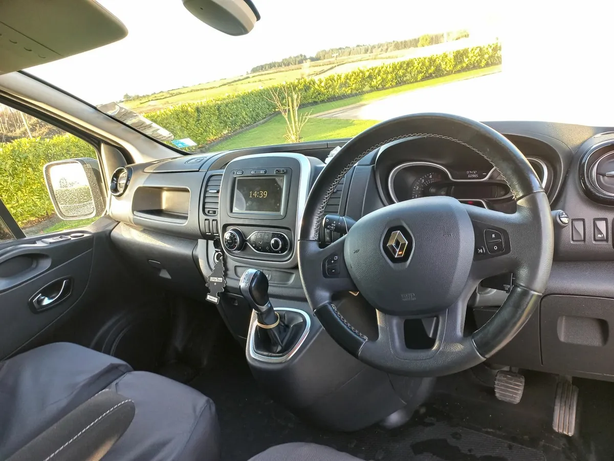 Renault Trafic 2021 - Image 3