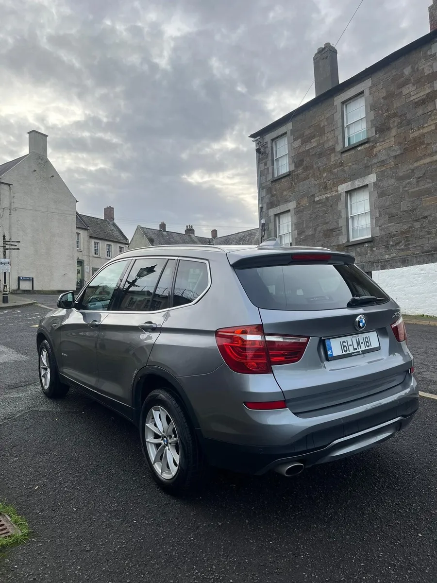 Full history report available BMW X3 Automatic - Image 4