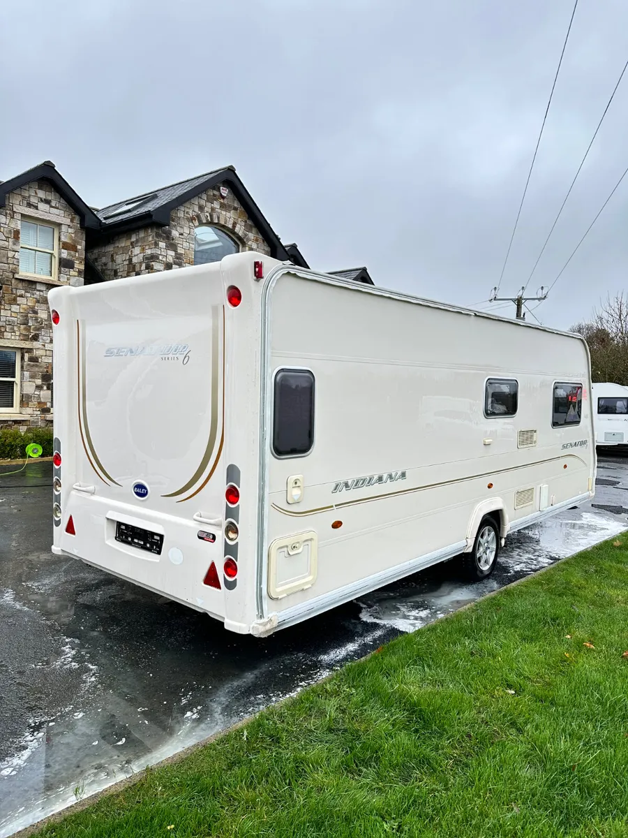 ✨STUNNING BAILEY SENATOR 4 BERTH FIXED BED✨ - Image 2