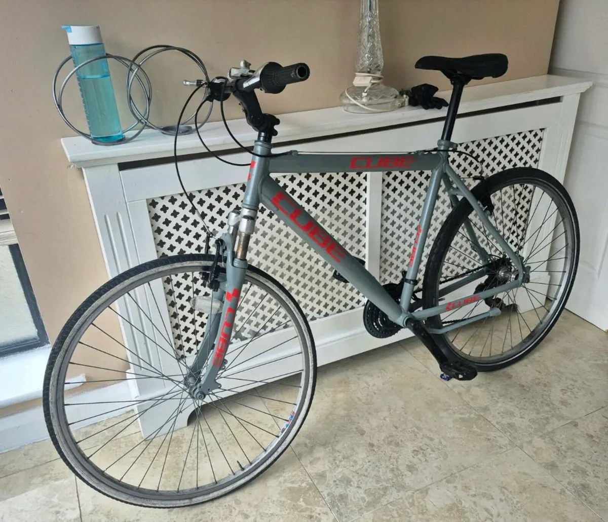 Adults Cube bike 20"frame fantastic condition.brak - Image 1