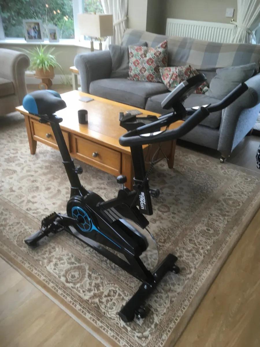 Exercise bike - Image 1