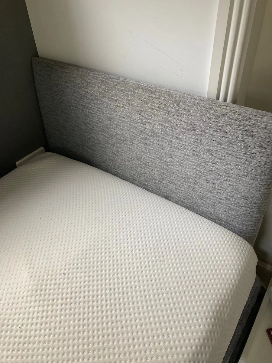 3ft 6 inch Single bed & Emma mattress - Image 3