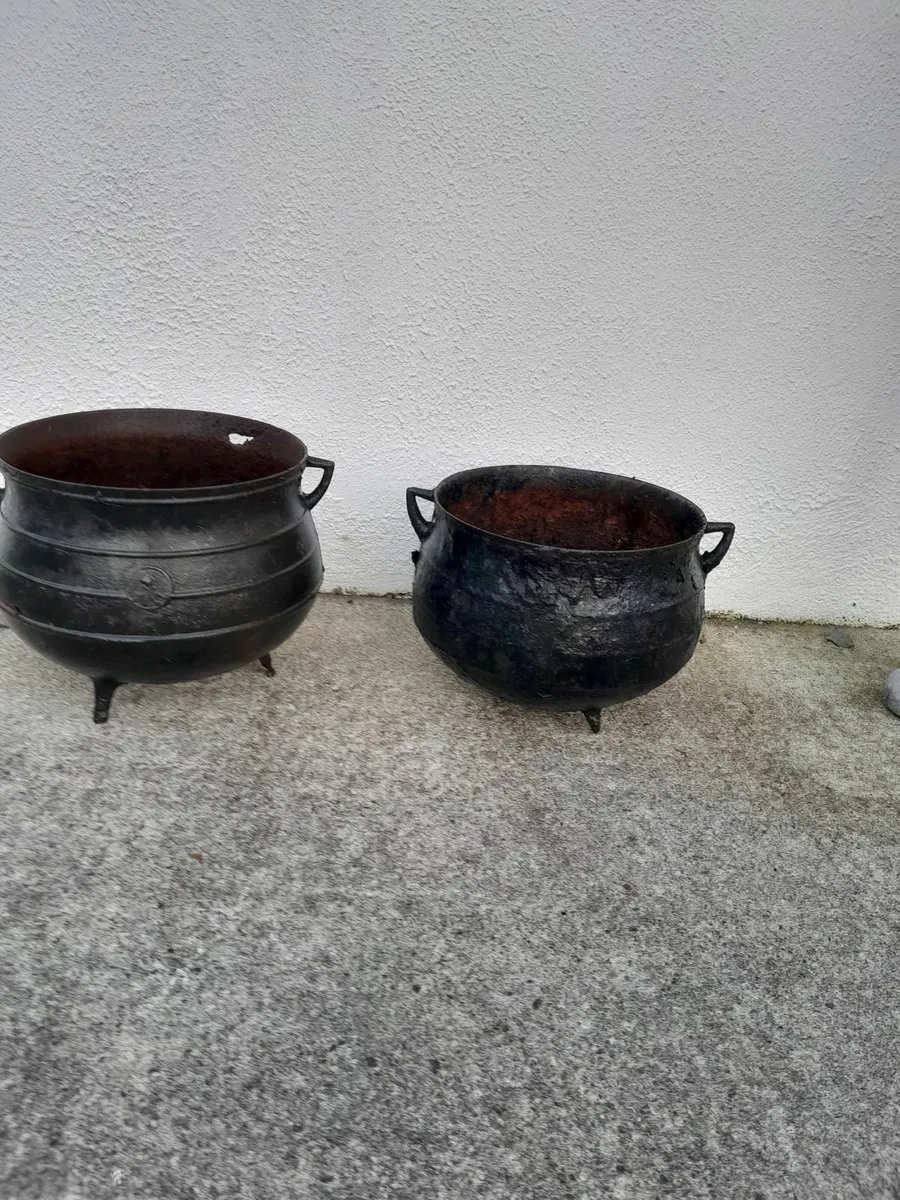 Vintage cast iron pots. - Image 1