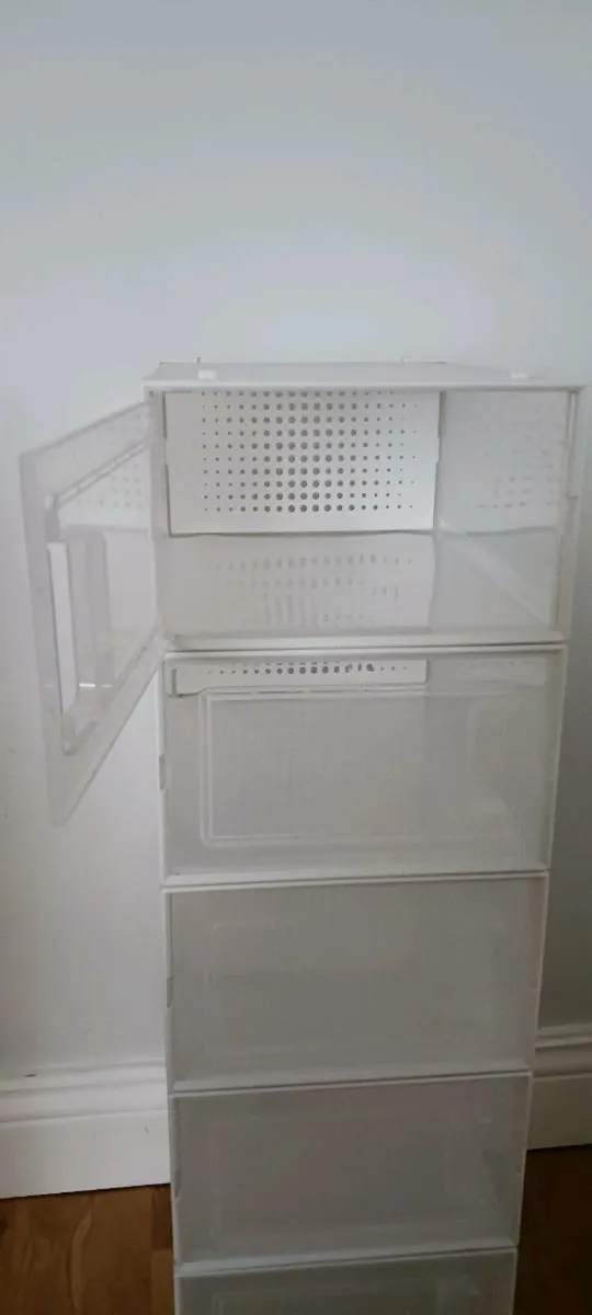 Shoe storage - Image 2