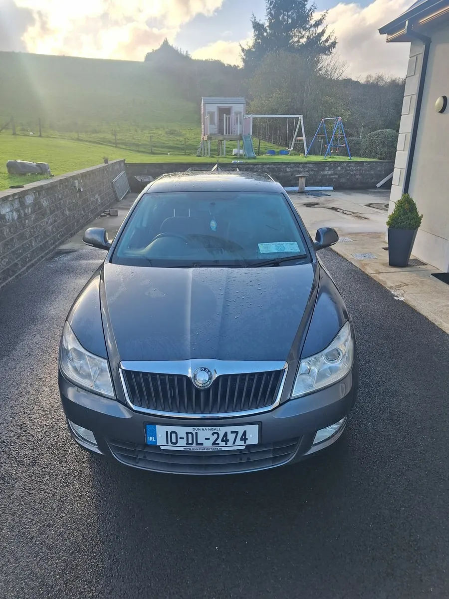 Skoda Octavia 2010 - Image 1