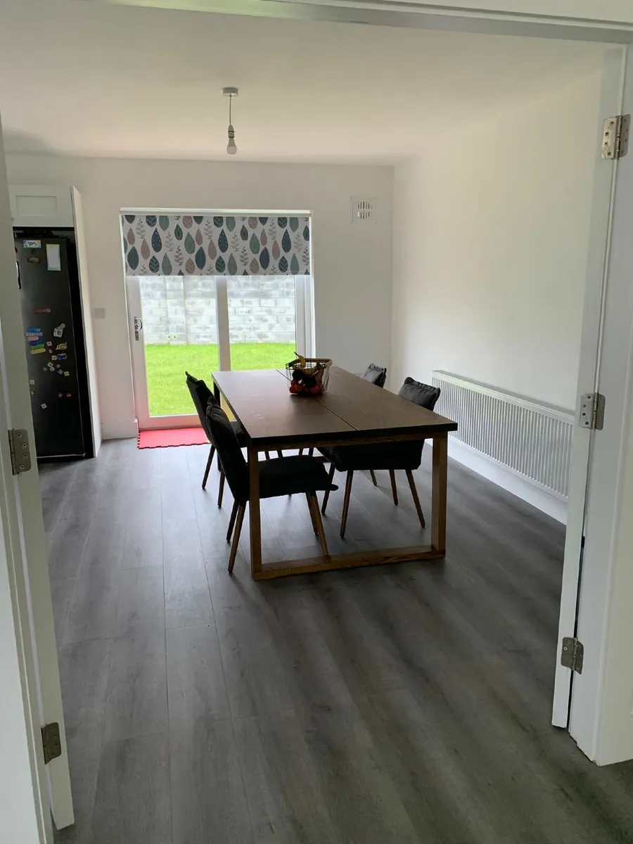 SPC Vinyl flooring AC6 - Image 3