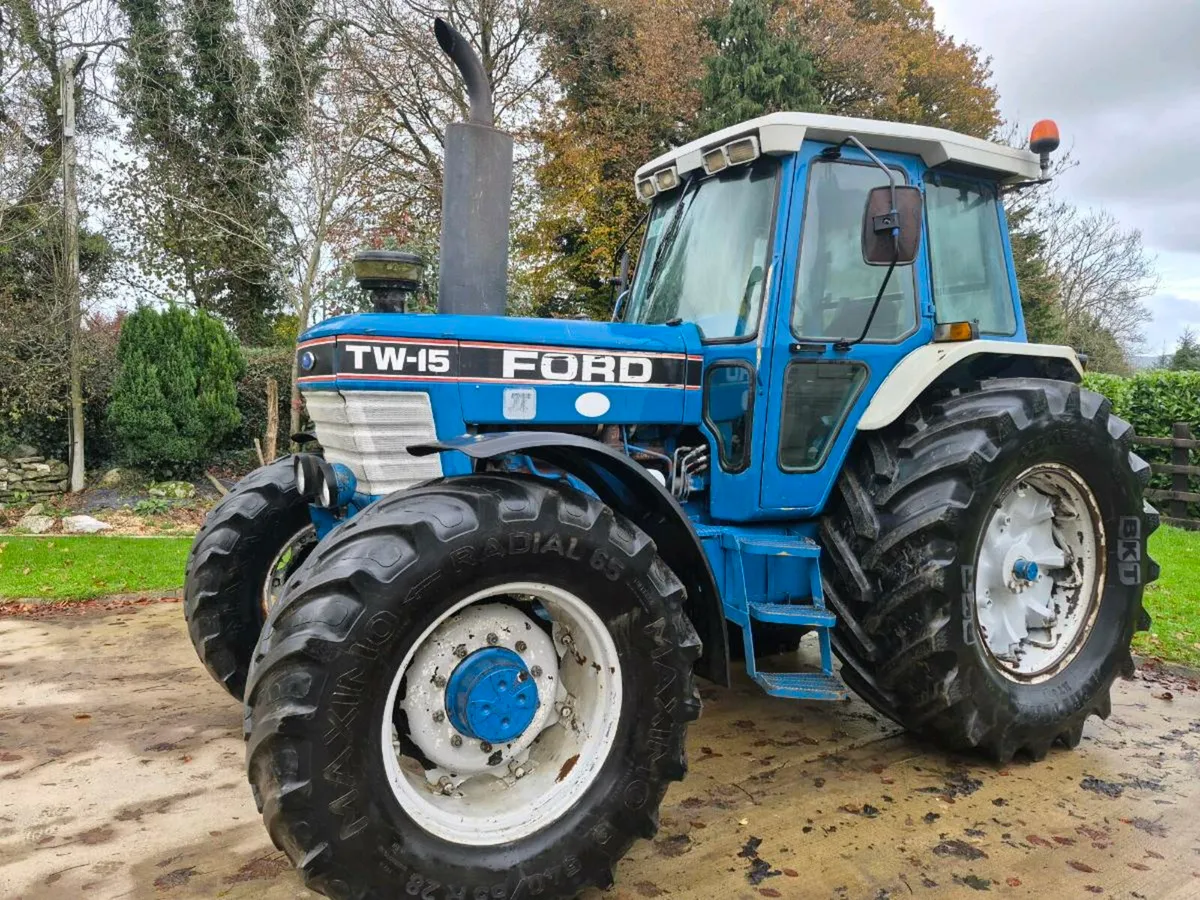 Ford TW15 s/q 1987 - Image 2