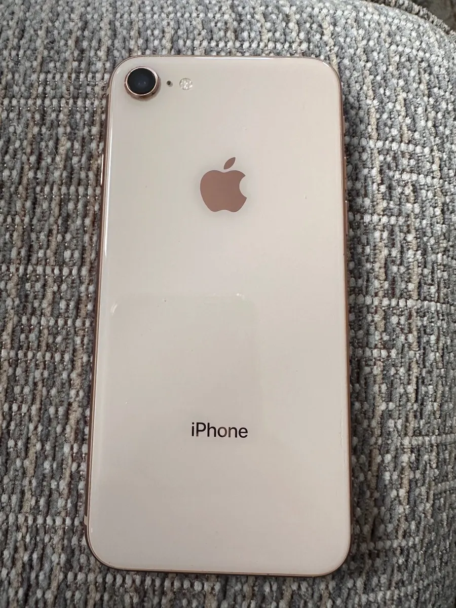 iPhone 8 - Image 1