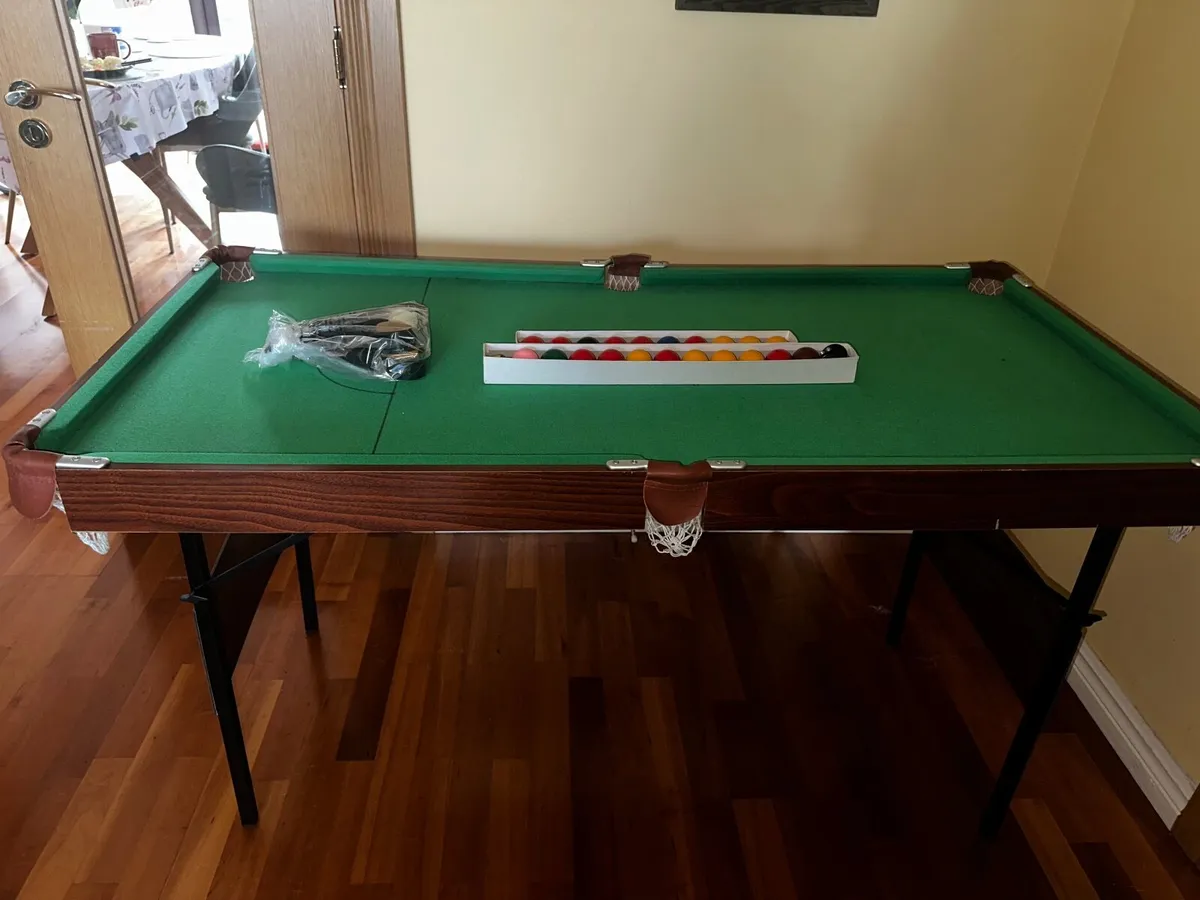 Snooker table - Image 1