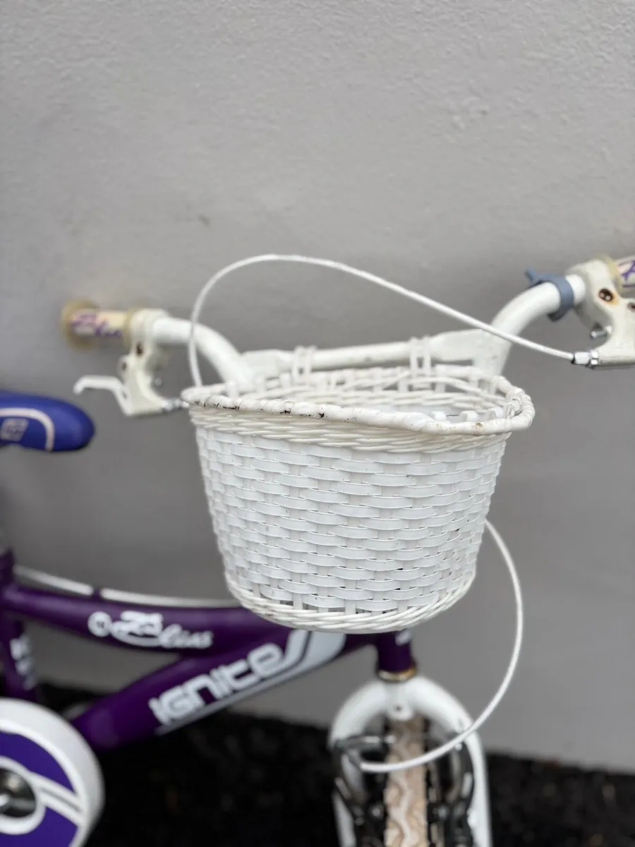 Girls bike - Image 1