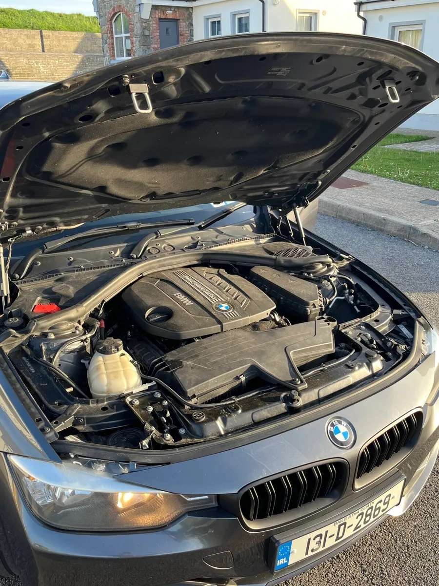 BMW 3-Series 2013 - Image 3