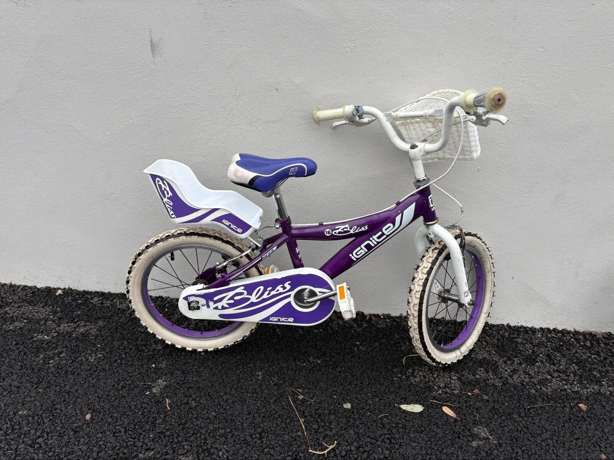 Girls bike - Image 4