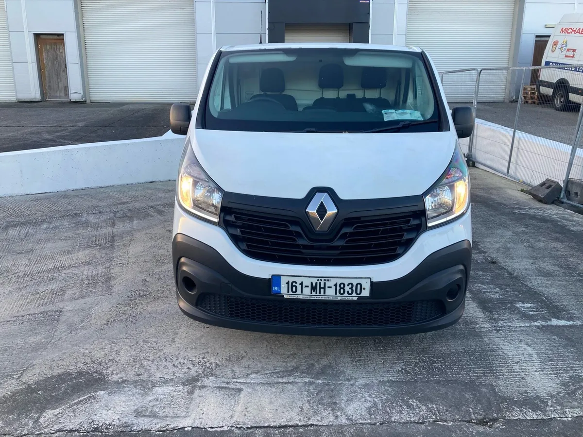 2016 Renault traffic - Image 4