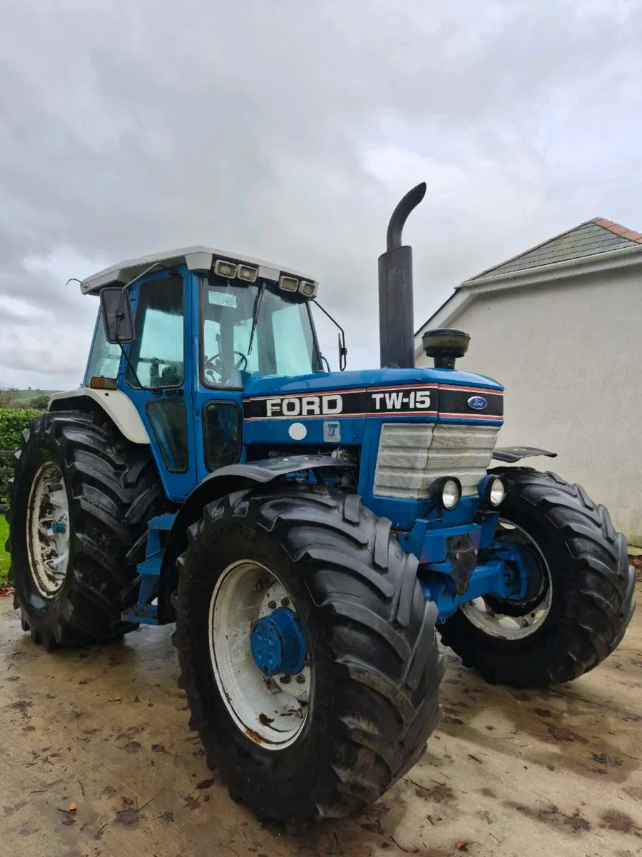 Ford TW15 s/q 1987 - Image 1