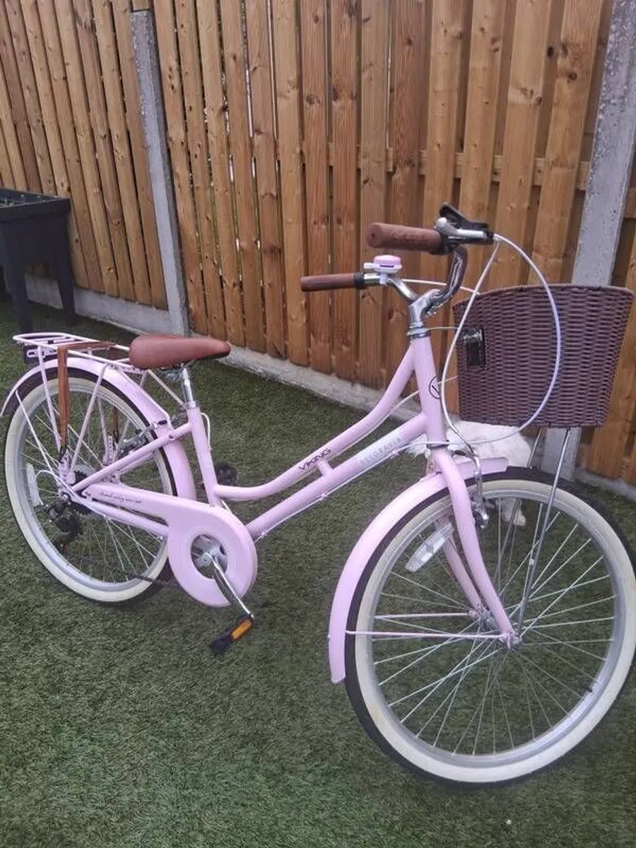 Viking Belgravia pink 24inch Girls Bike - Image 1