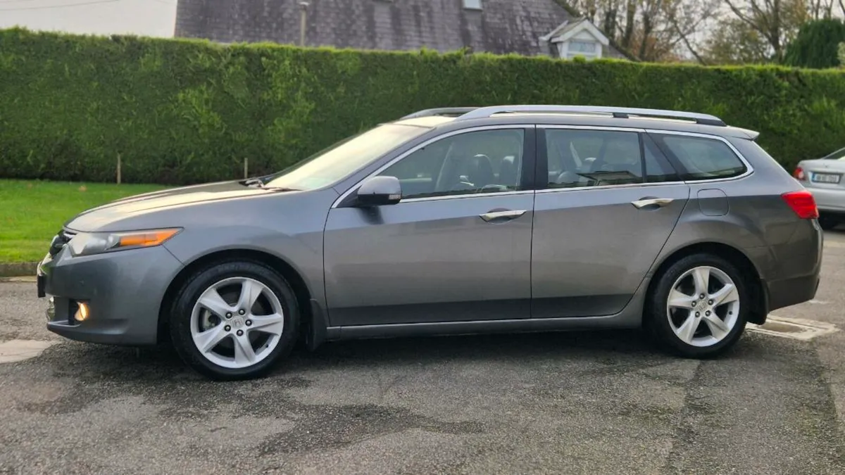 Honda accord 2.2 i-dtec (nct 01-27) huge spec - Image 4