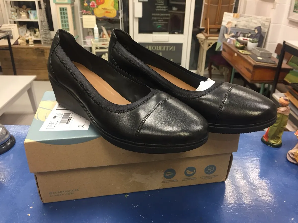 Clarks Leather Wedges - Image 4