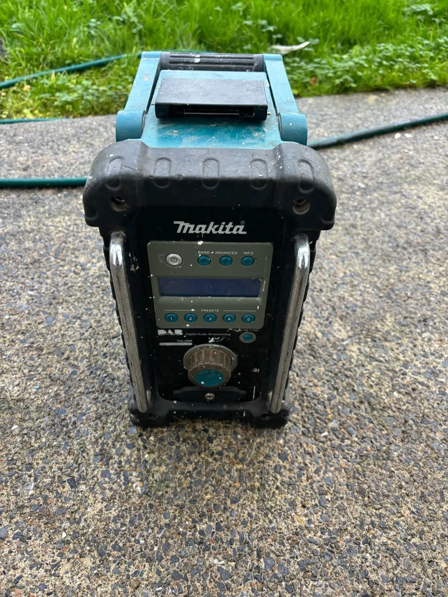 Makita radio - Image 1