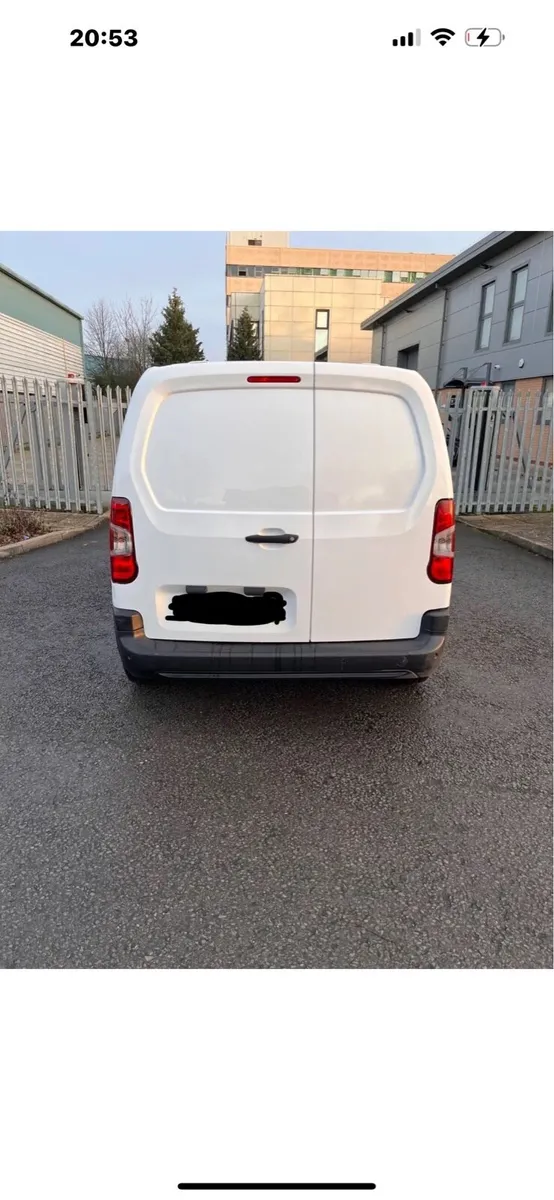 2021 Peugeot Partner - Image 4