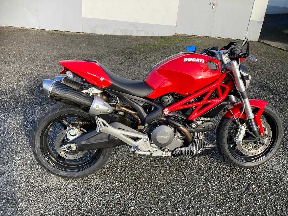 Ducati monster 696 - Image 1
