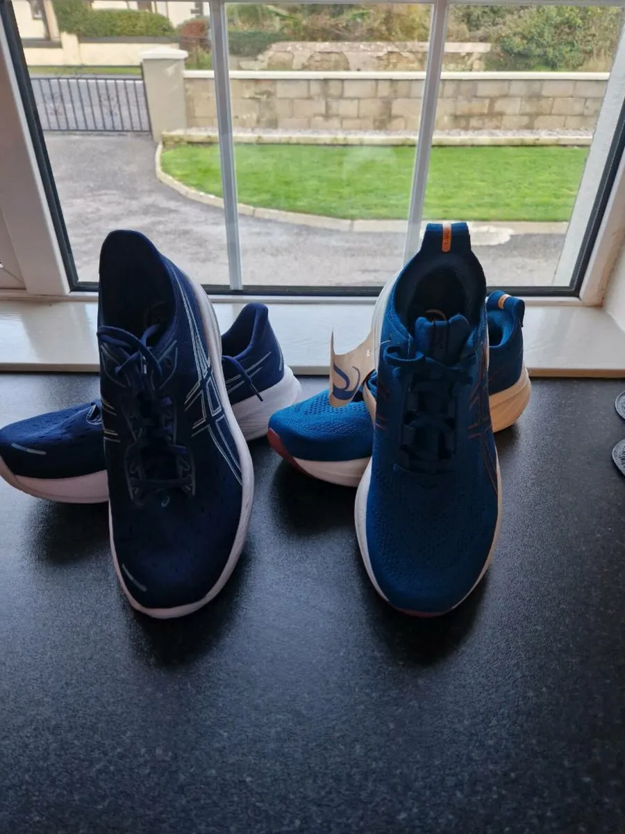 Men's runners - Image 1