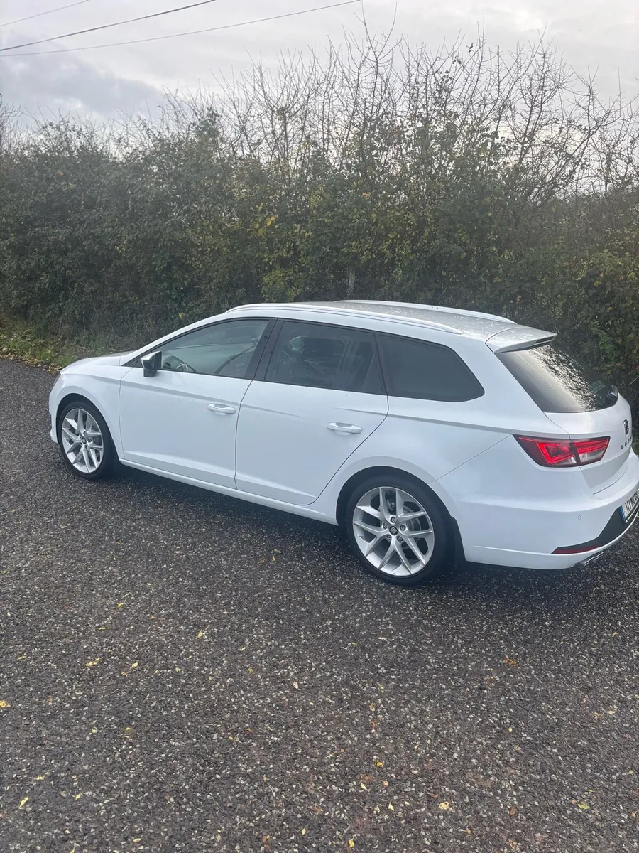 2017 seat Leon FR sport diesel 150hp - Image 4