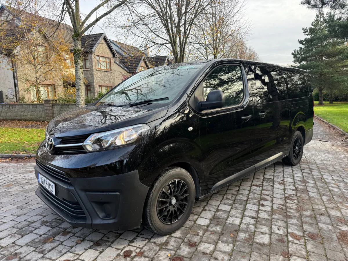 Toyota Proace 2018 Leather Seats 9 Seater - Image 2