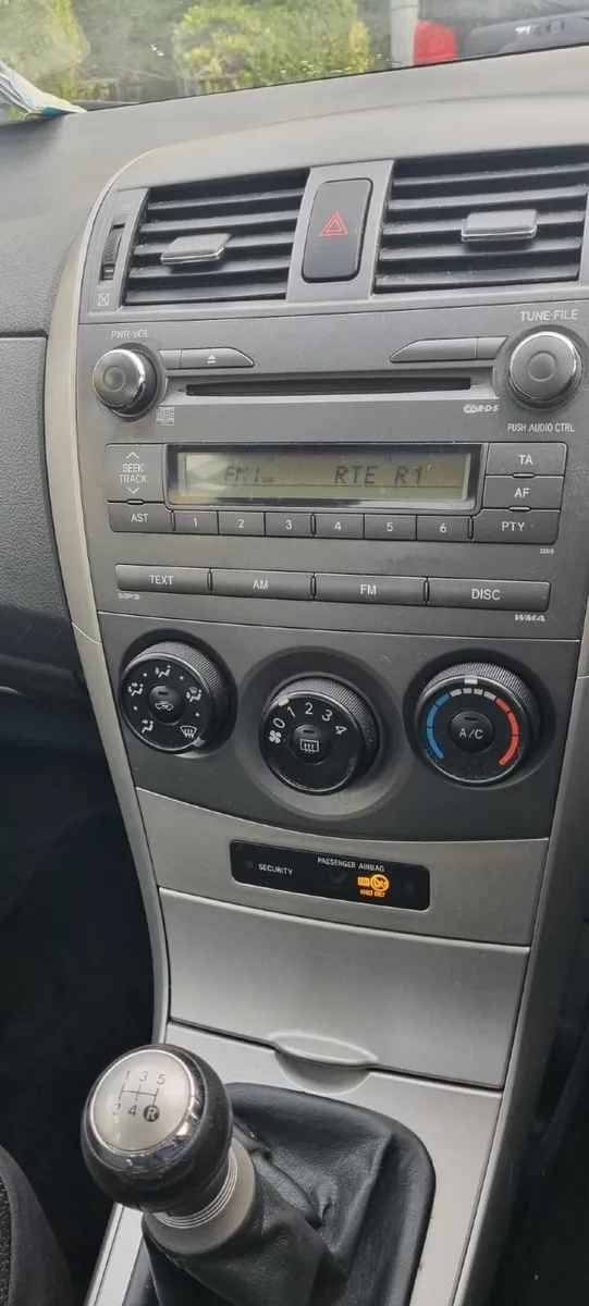 Toyota Corolla 2008 - Image 3