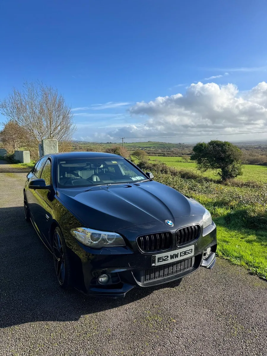 BMW 5-Series 2015 - Image 2