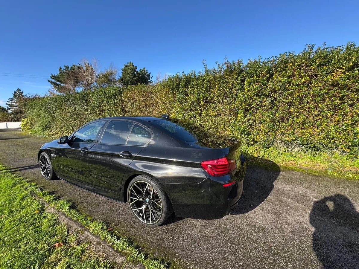 BMW 5-Series 2015 - Image 3