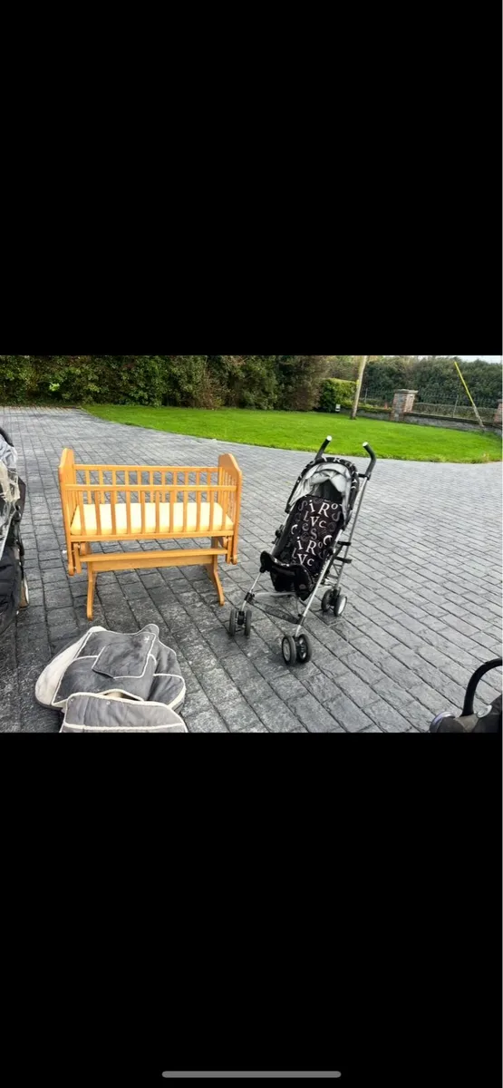 Selection of baby stuff - Image 4