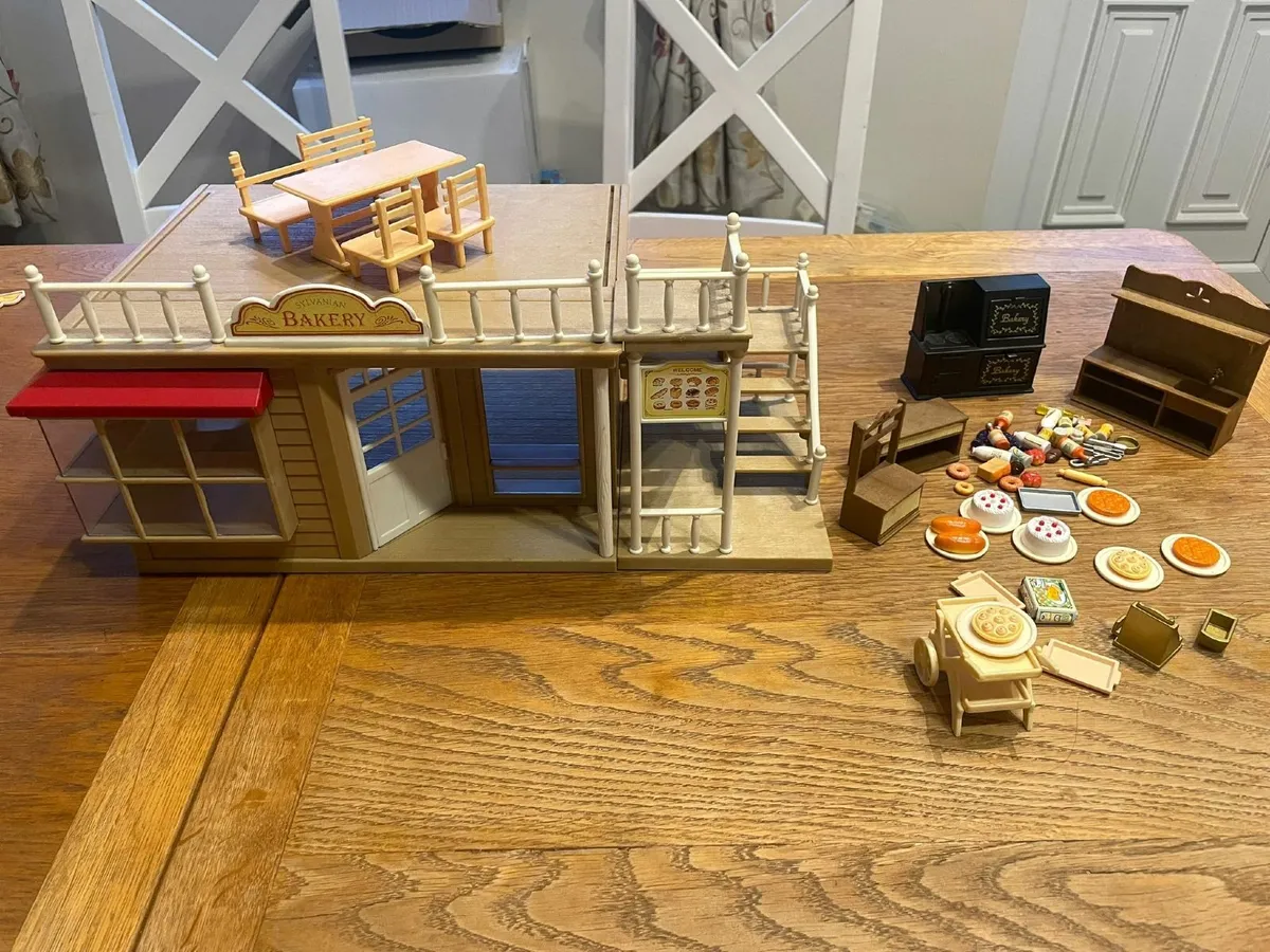 Sylvanians - Cottage, Bakery & Pizzeria Set - Image 3
