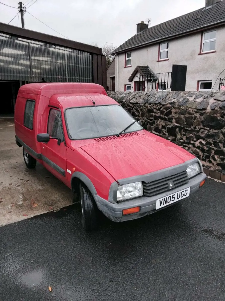 Vintage vehicles - Image 2