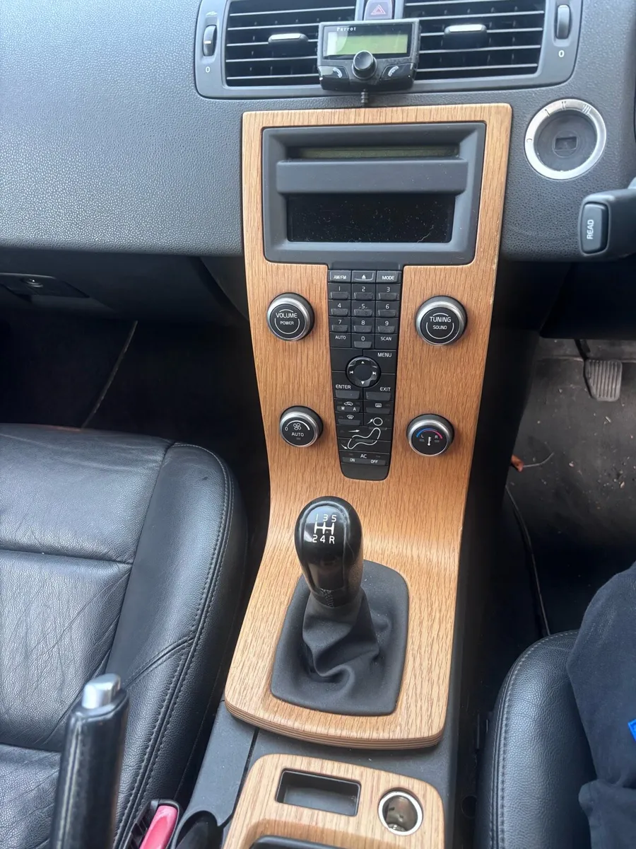 2008 Volvo C30 1.6 low miles 75000 - Image 4